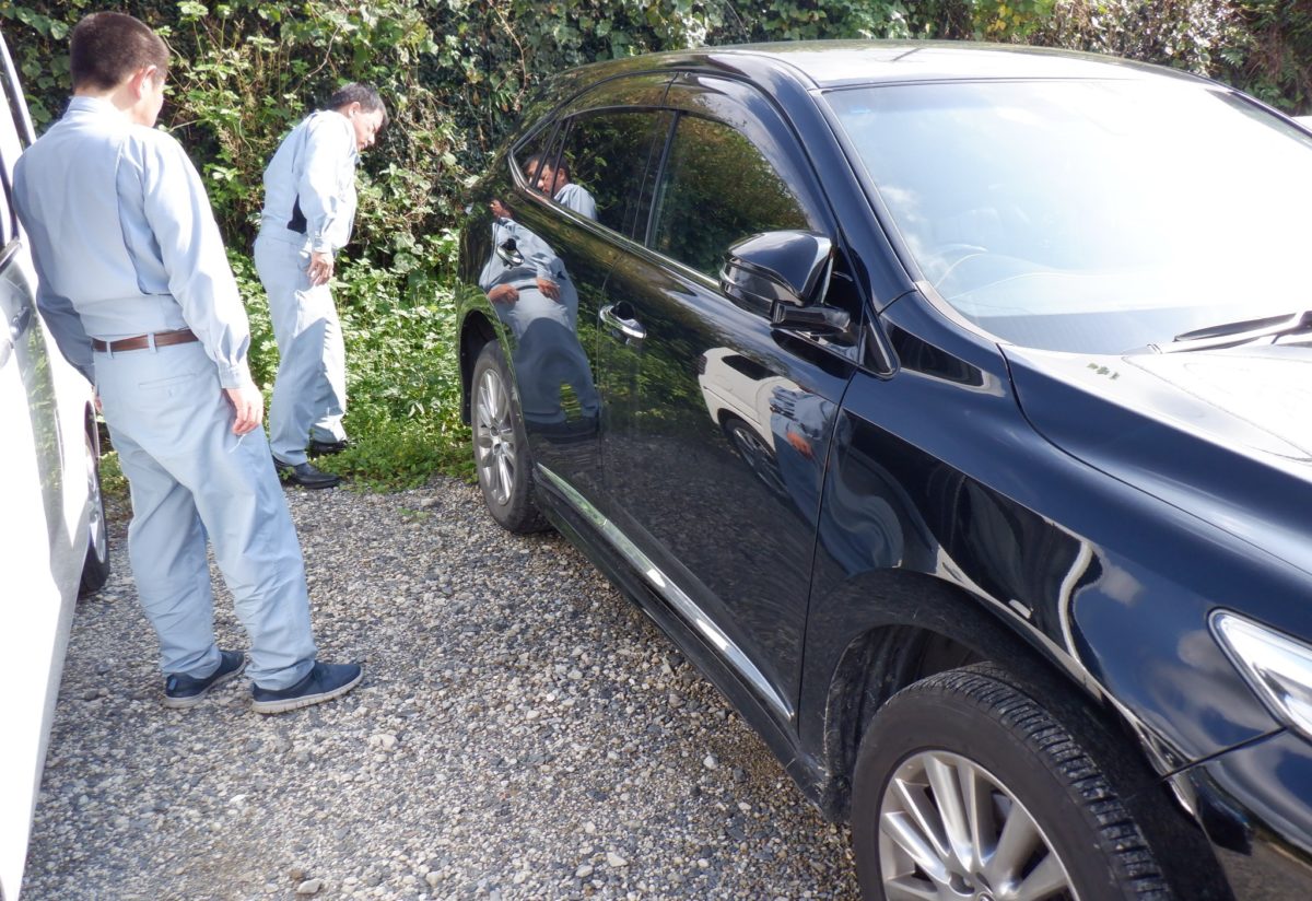 社員の車両整備状況を調査しました